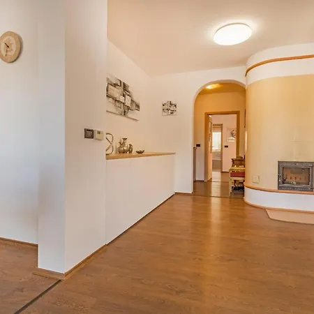 Prázdninový dům Awesome In With 3 Bedrooms, Wifi And Outdoor Swimming Pool